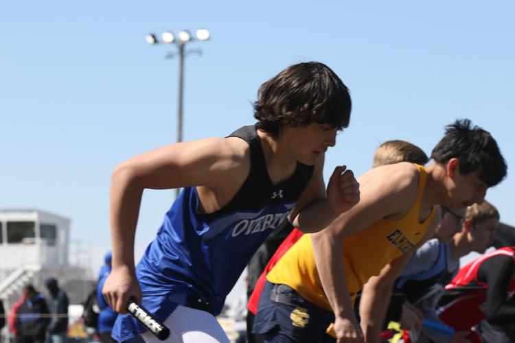 041223-lex-sports-sem-overton-axtell-track20230406_0005.JPG