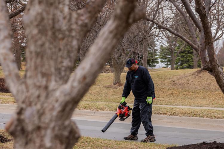 Freddie Warner working