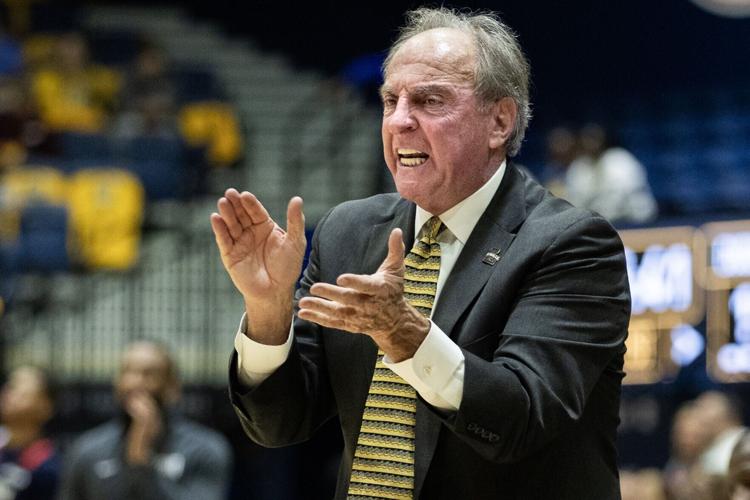 Fran Dunphy coached more than 1,000 games as a Division I head coach.