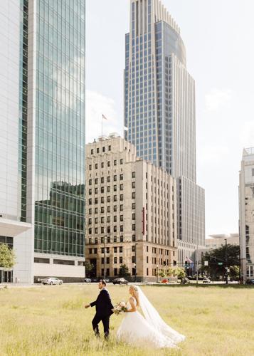 Sarah-Kyler-previews-omahabackdropinfield