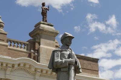 Dawson County Courthouse statues