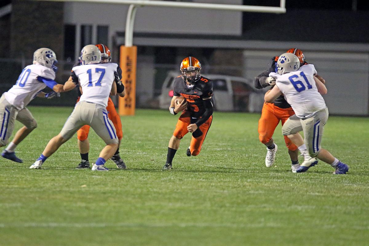 Minutemen Topple Bulldogs Local Lexch Com
