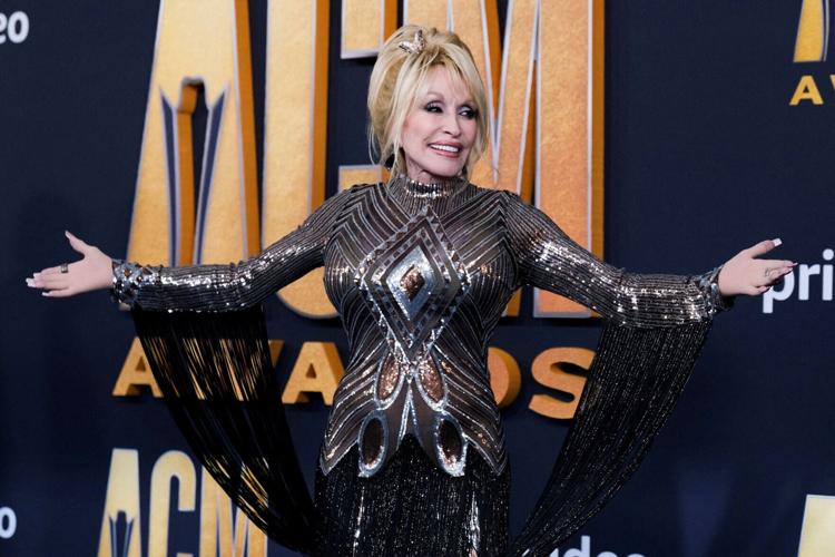 PEOPLE-DOLLY PARTON/