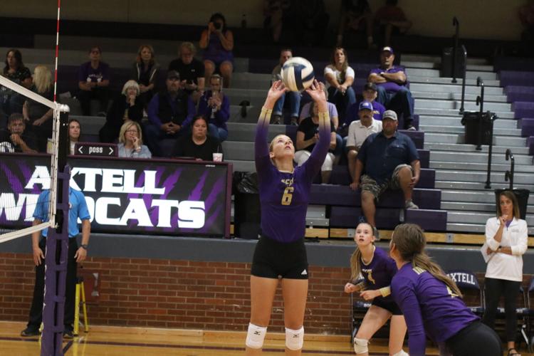 091424-lex-sports-vb-tri-p2