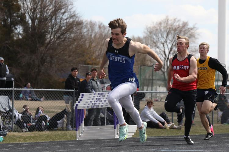 041223-lex-sports-sem-overton-axtell-track20230406_0009.JPG