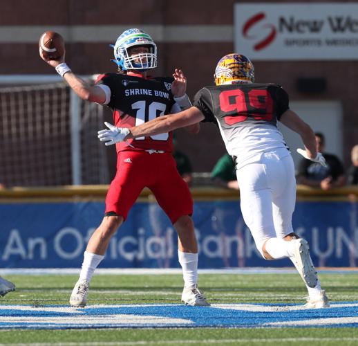 6-5-21 Shrine Bowl014 Under pressure.jpg