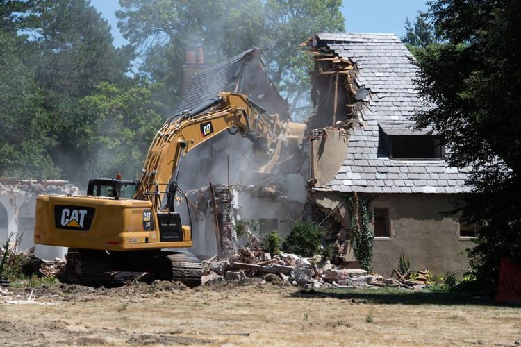 2636 Woodscrest, 8.11