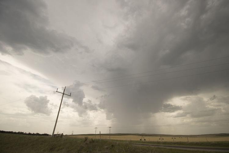 Severe warned storm near North Platte