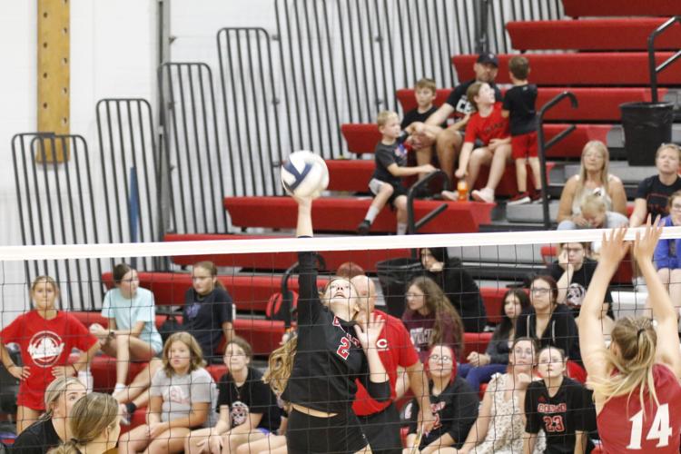 082623-lex-sports-cozad-swedes20230824_0005.JPG