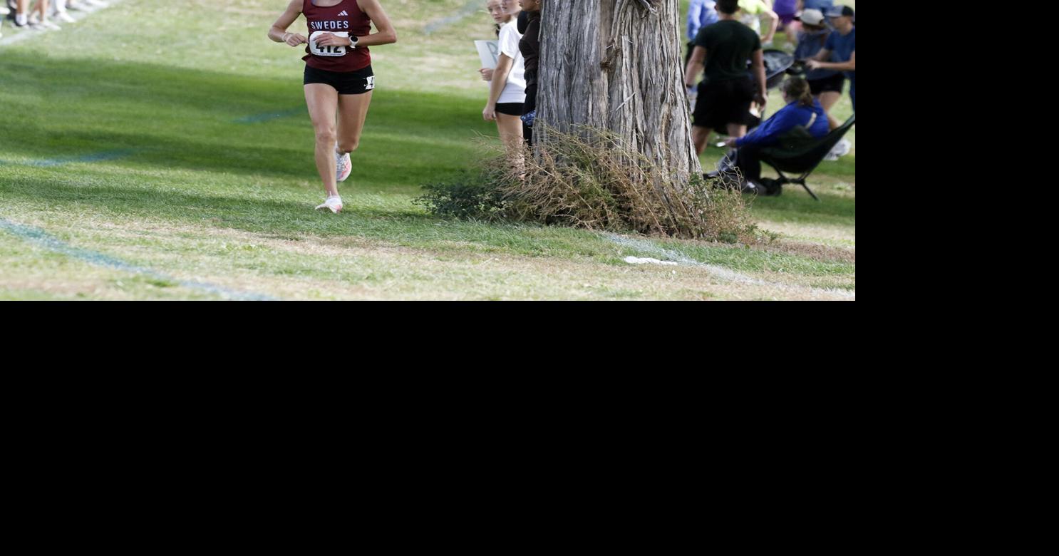 Gothenburg's Scout Bell defends Class C state cross country title