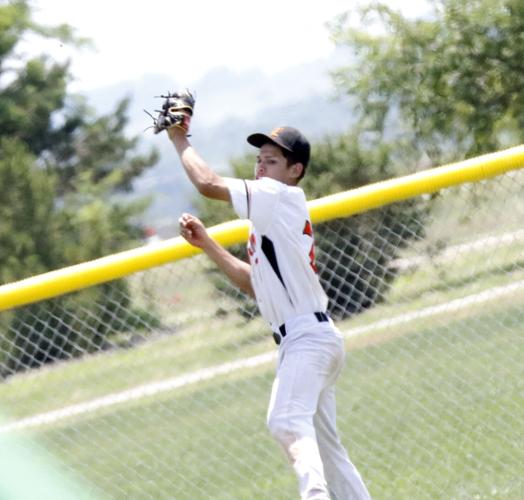 Lexington juniors defeat Scottsbluff at home