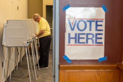 Primary voting photo, 5.12