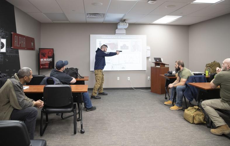 20200320_new_gunsales_01kw