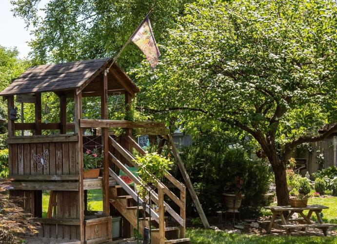 070923-owh-liv-marjgardenco-pic-cm07