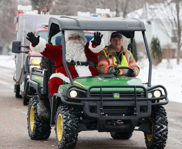 Elm Creek Santa Claus (4 of 14).jpg