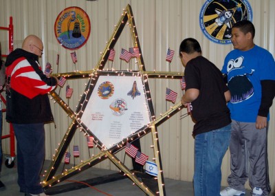 Memorial soars to the moon