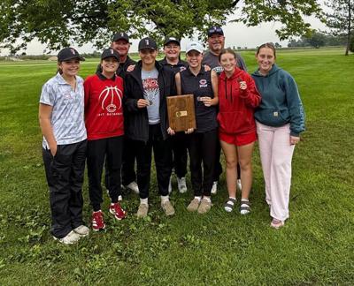 Cozad girls win SWC golf title