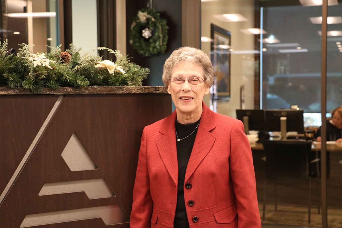 After 65 years at Pinnacle Bank in Lexington, Jo Brown is retiring