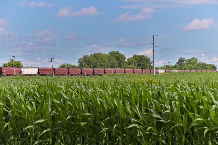 Motive Railroad Grain Haul To Primient Elevator In Heyworth, IL