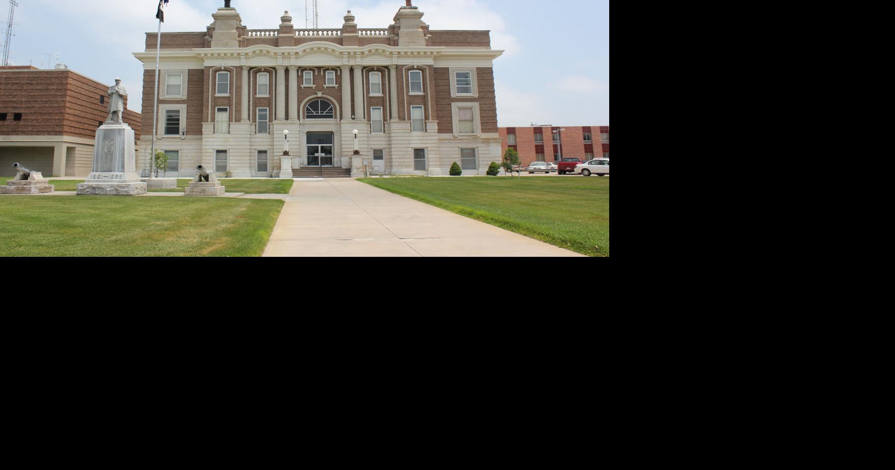 Should motto ‘In God we trust’ be placed at courthouse?