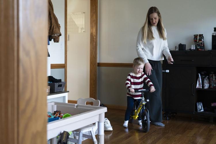 COPYRIGHT RESTRICTED LNK childcare