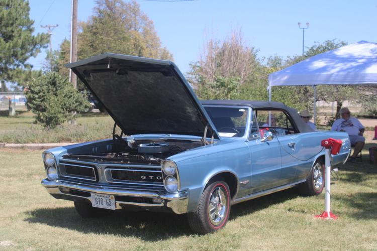 Pontiac GTO.JPG