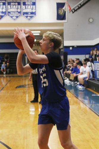 Overton boys win Ravenna tournament