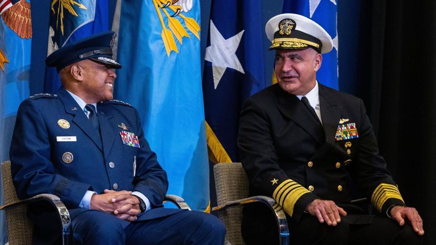 121022-owh-new-stratcomchange-pic-cm06