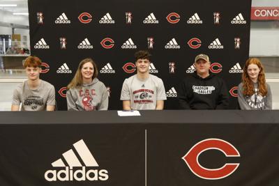 Cozad's Noah Shoemaker signs LOI to Chadron State