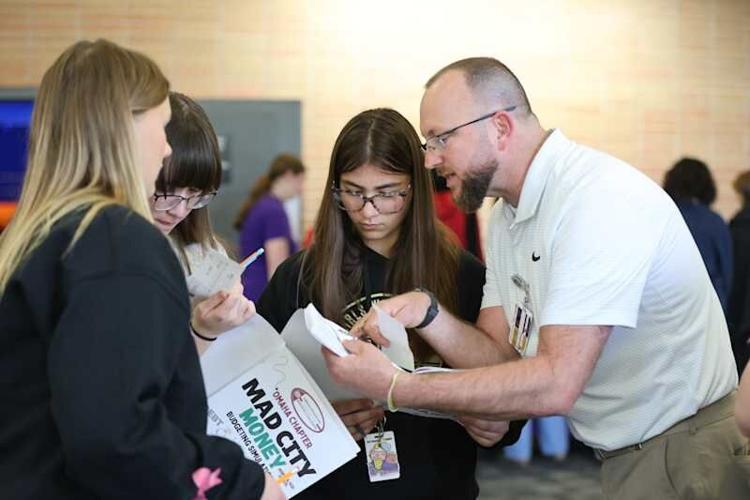 GISH Freshmen Simulate Real-World Finances at "Mad City Money"