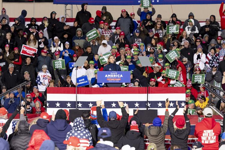 Trump rallies support for Reynolds, Grassley in Sioux City