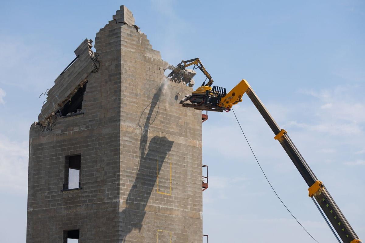 LFR demolishes training tower, 8.10