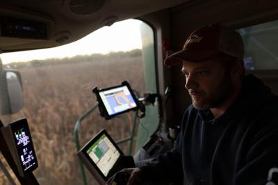 COPYRIGHT RESTRICTED/Nitrate water