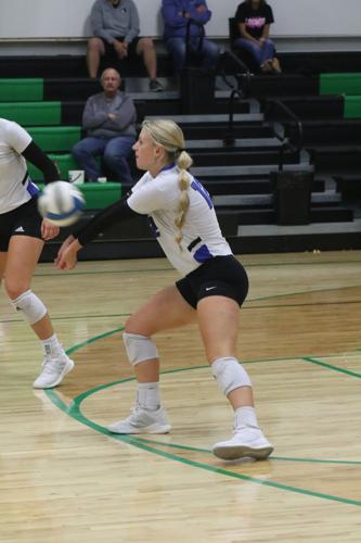 101023-lex-sports-eagles-vb20231005_0007.JPG