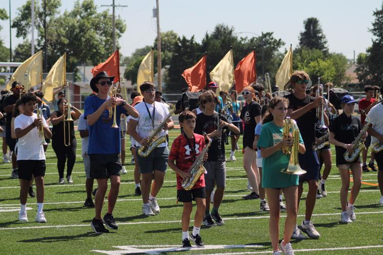 080523-lex-news-LHS-marching5.JPG