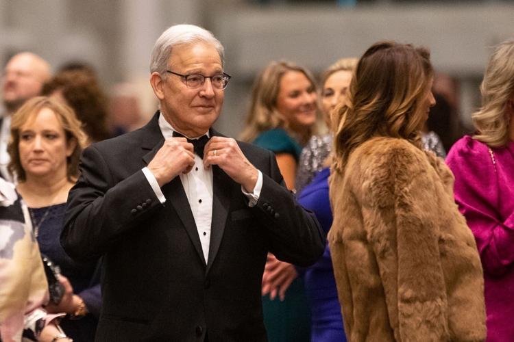 010823-owh-new-pillenball-ar05