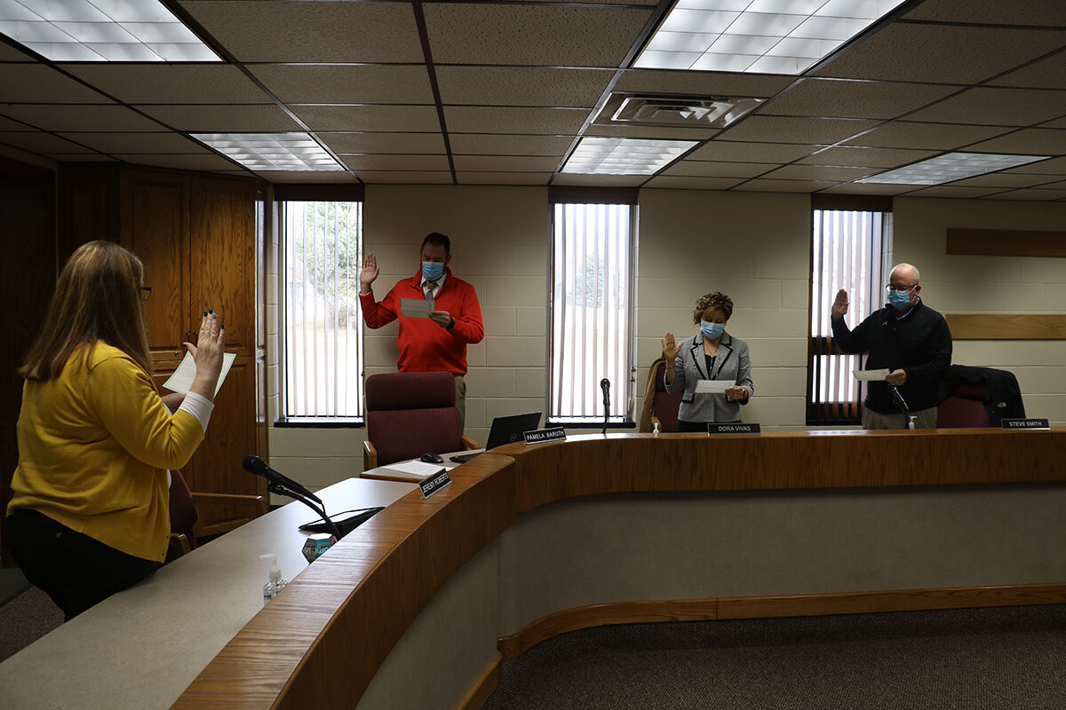 Three re-elected city council members take their oaths, John Fagot confirmed as Mayor again