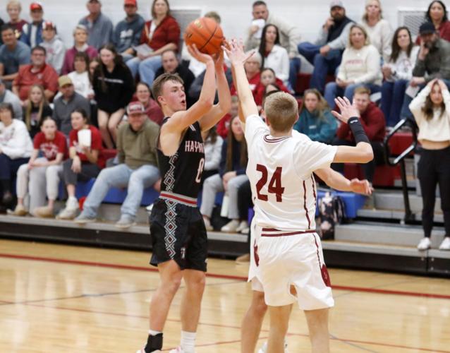 Cozad boys defeat Gothenburg