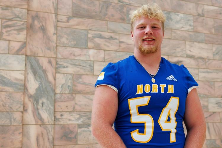 080724-owh-spo-supersix-football-04