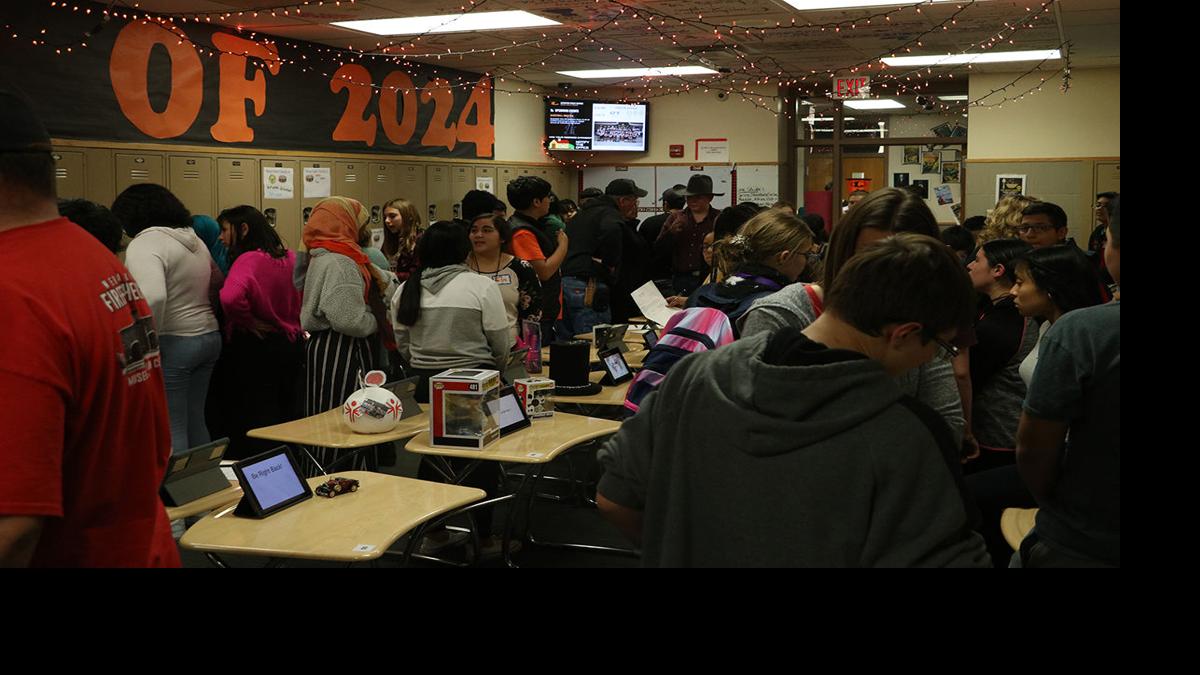 Lexington Middle School students participate in History Night Latest