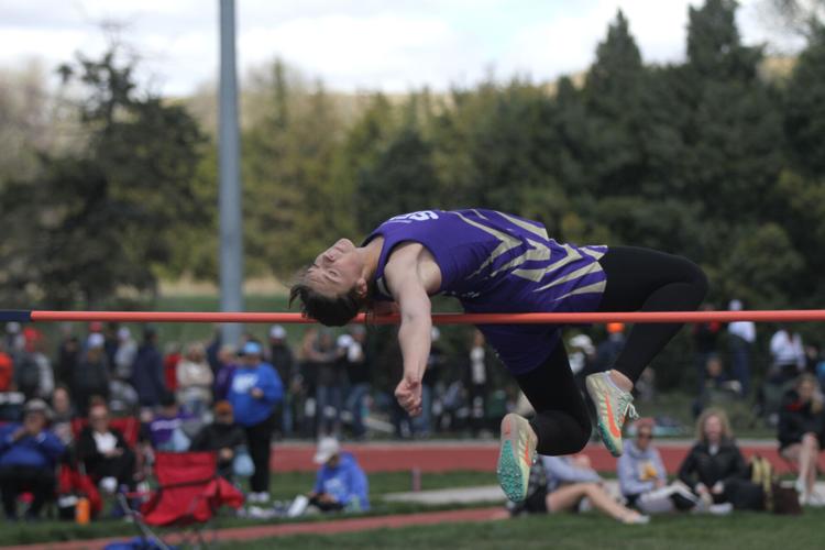 051124-lex-sports-track3.JPG