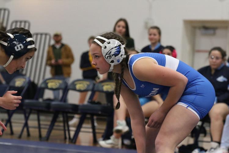 Overton wrestling at Elm Creek triangular