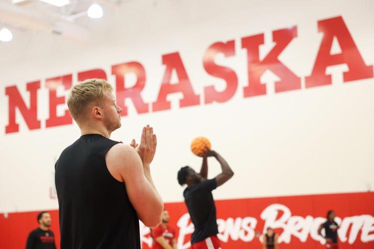 072924-owh-spo-huskerbkc-22