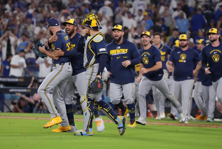 MLB: NLCS-Milwaukee Brewers at Los Angeles Dodgers