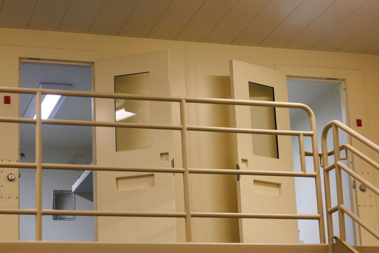 070225-13women-nf-12 (copy)