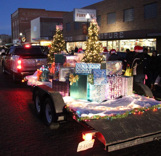 Christmas Parade in downtown Lexington (photos and video) News