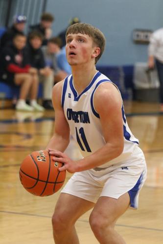 Overton boys hold on to defeat Coyotes