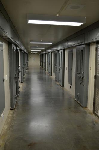 010922-owh-new-prisons4.JPG (web)