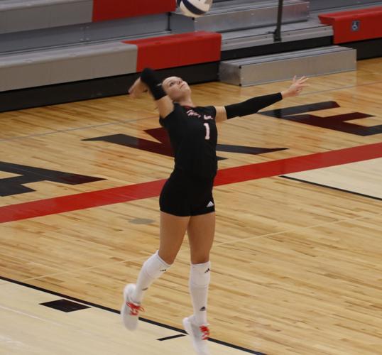 Cozad sweeps Sutherland, Maxwell at home triangular