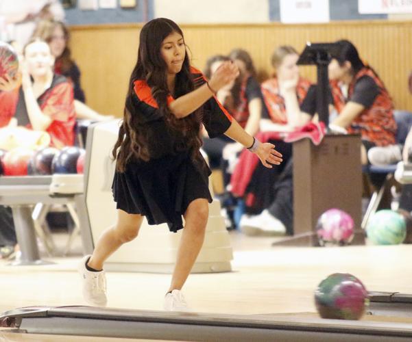 Lexington girls bowling at home tournament